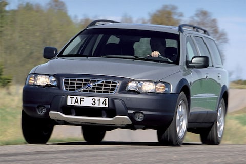 Volvo XC70 2.5 T AWD (2003)
