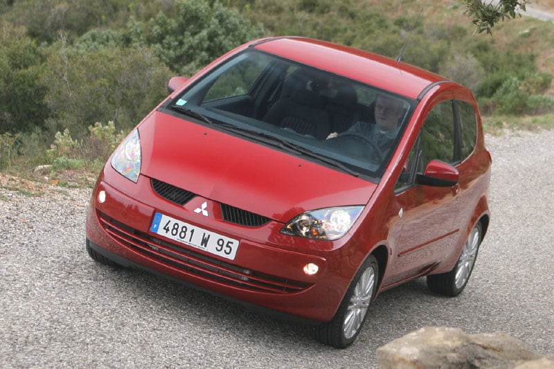 Mitsubishi colt 2007 год. Mitsubishi Colt 2007. Митсубиси Colt 2007. Mitsubishi Colt 1.3 2006. Митсубиси Кольт 2007 1.3.