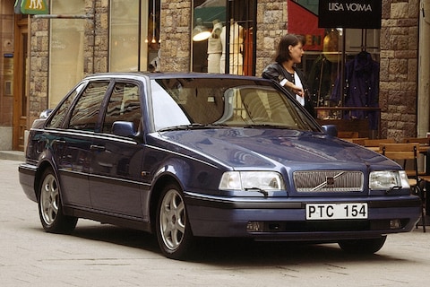Volvo 440 1.8i (1995)