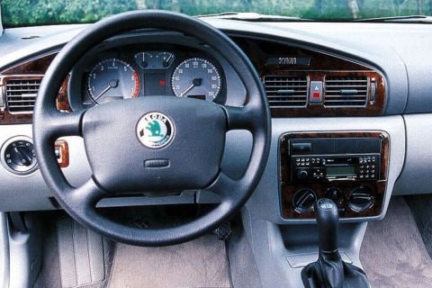 m1by1kxb5lqy_480.jpg