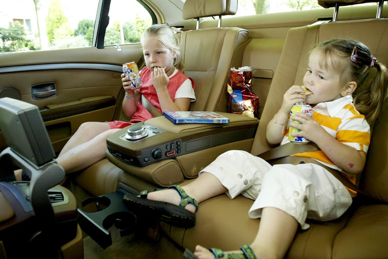 Zo houd je met kinderen de auto netjes - AutoWeek