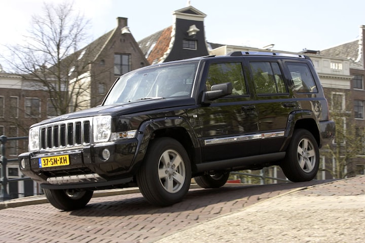 Jeep Commander 3.0 CRD V6 Limited Autotest - AutoWeek