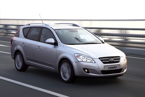 Kia Ceed Sporty Wagon 1.6 CVVT X-tra (2008)