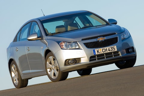 Chevrolet Cruze 1.8 LT (2010)