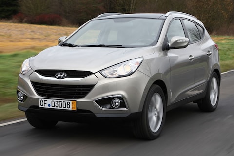 Hyundai ix35 2.0i CVVT i-Catcher 2WD (2011)