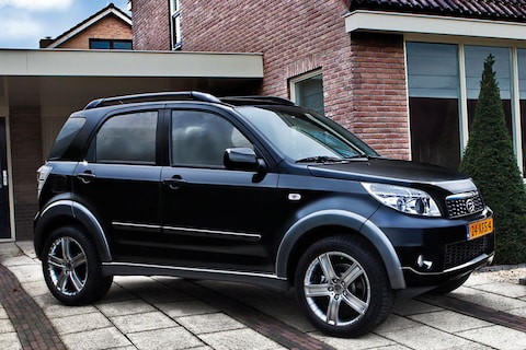 Daihatsu Terios 1.5 16V DVVT 2WD Tour (2012)