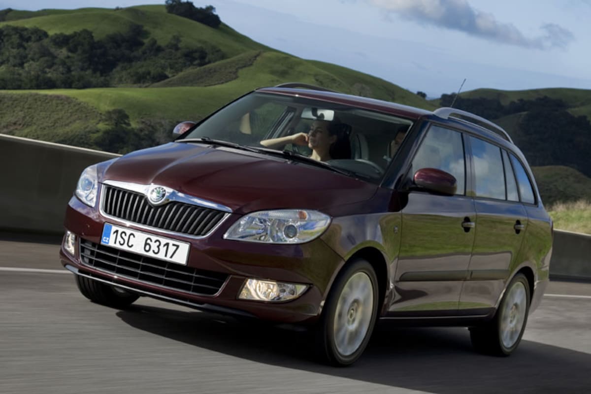 Skoda Fabia Combi 1 6 Tdi 66 Kw Test Skoda Fabia Combi 1.6 TDI Scout prijs en specificaties