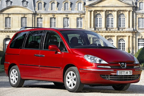 Peugeot 807 ST 2.0-16V HDiF 136pk (2008)