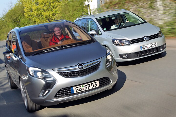 Opel Zafira Tourer - Volkswagen Touran Vergelijkende test