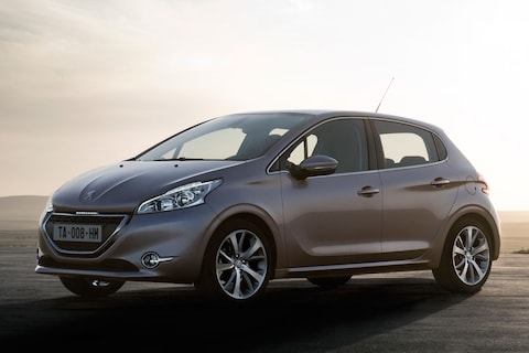 Peugeot 208 Allure 1.6 e-HDi 92pk 85g
