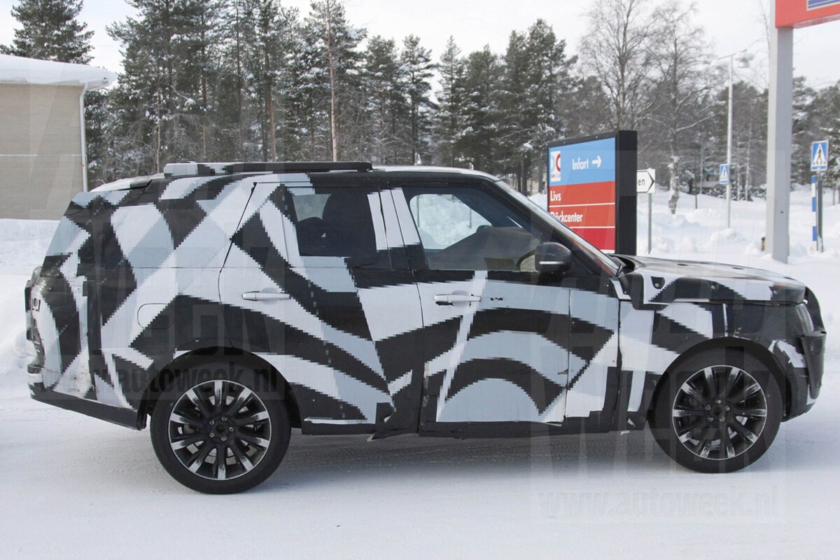 Range Rover Prototype Models Range Rover prototype in de sneeuw - AutoWeek
