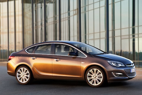 Opel Astra 1.4 Turbo 140pk S/S Business+ (2012)