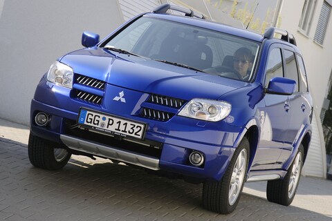 Mitsubishi Outlander Sport 2.0 2WD Invite Plus (2007)
