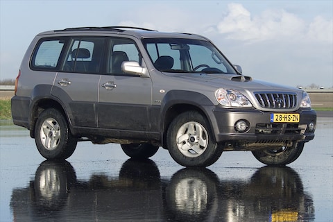 Hyundai Terracan 2.9 CRDi Luxe (2004)