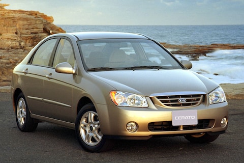 Kia Cerato 1.6 LX (2006)