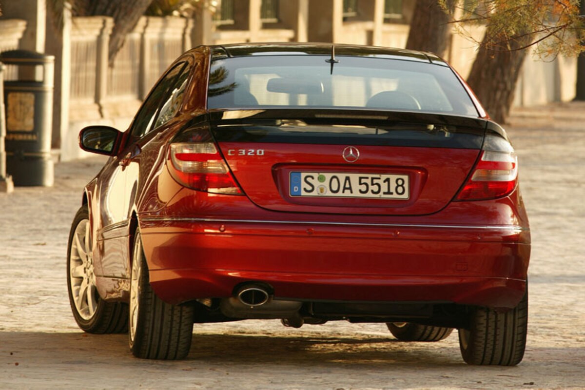 Mercedes Benz C 200 Kompressor Sportcoupe Probleme Mercedes-Benz C 200 Kompressor Sportcoupé prijs en specificaties