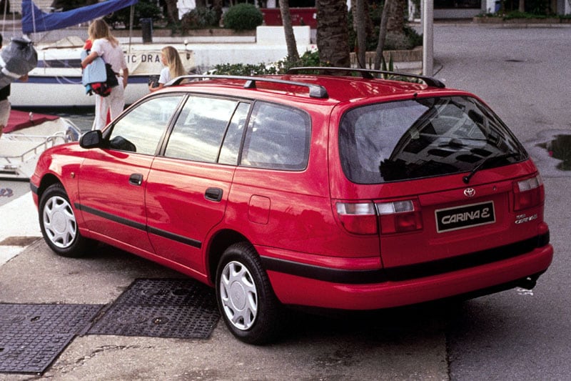 Toyota carina e gli