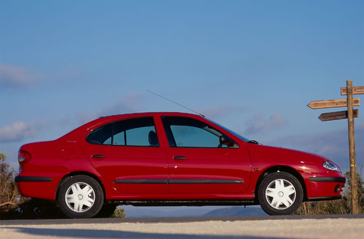 Renault Mégane Sedan 1.9 dTi 80pk Privilege prijs en specificaties