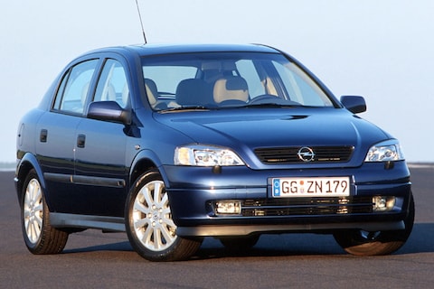Opel Astra 1.6i-16V Pearl