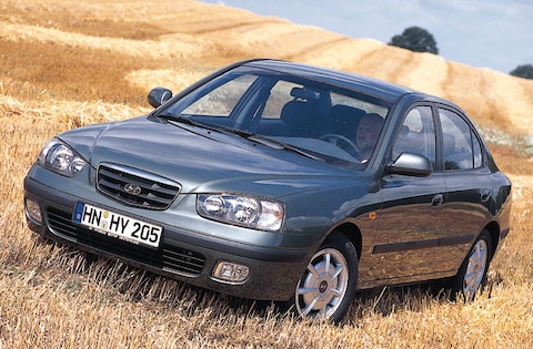 Hyundai Elantra 2.0i GLS (2002)