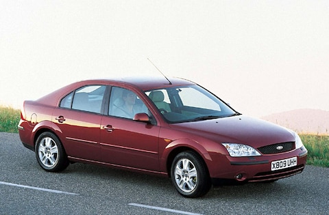 Ford Mondeo 2.0 16V Trend (2001)