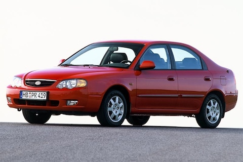 Kia Shuma 1.6 LS (2002)