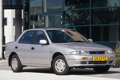 Kia Sephia 1.6i GTX (1995)