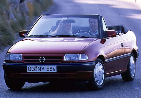 Opel Astra Cabrio 2.0i (1993)