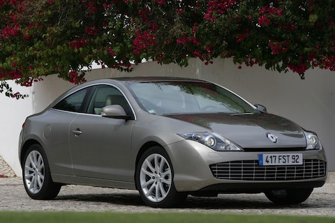 Renault Laguna Coupé 3.5 V6 Initiale (2009)