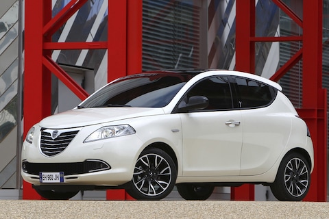 Lancia Ypsilon 1.2 8v LPG Gold