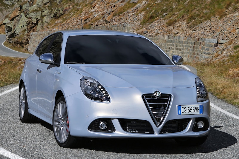 ALFA ROMEO GIULIETTA 1.8 Tbi Ladeluftschlauch Turboschlauch 50517447 EUR 61,60 - DE