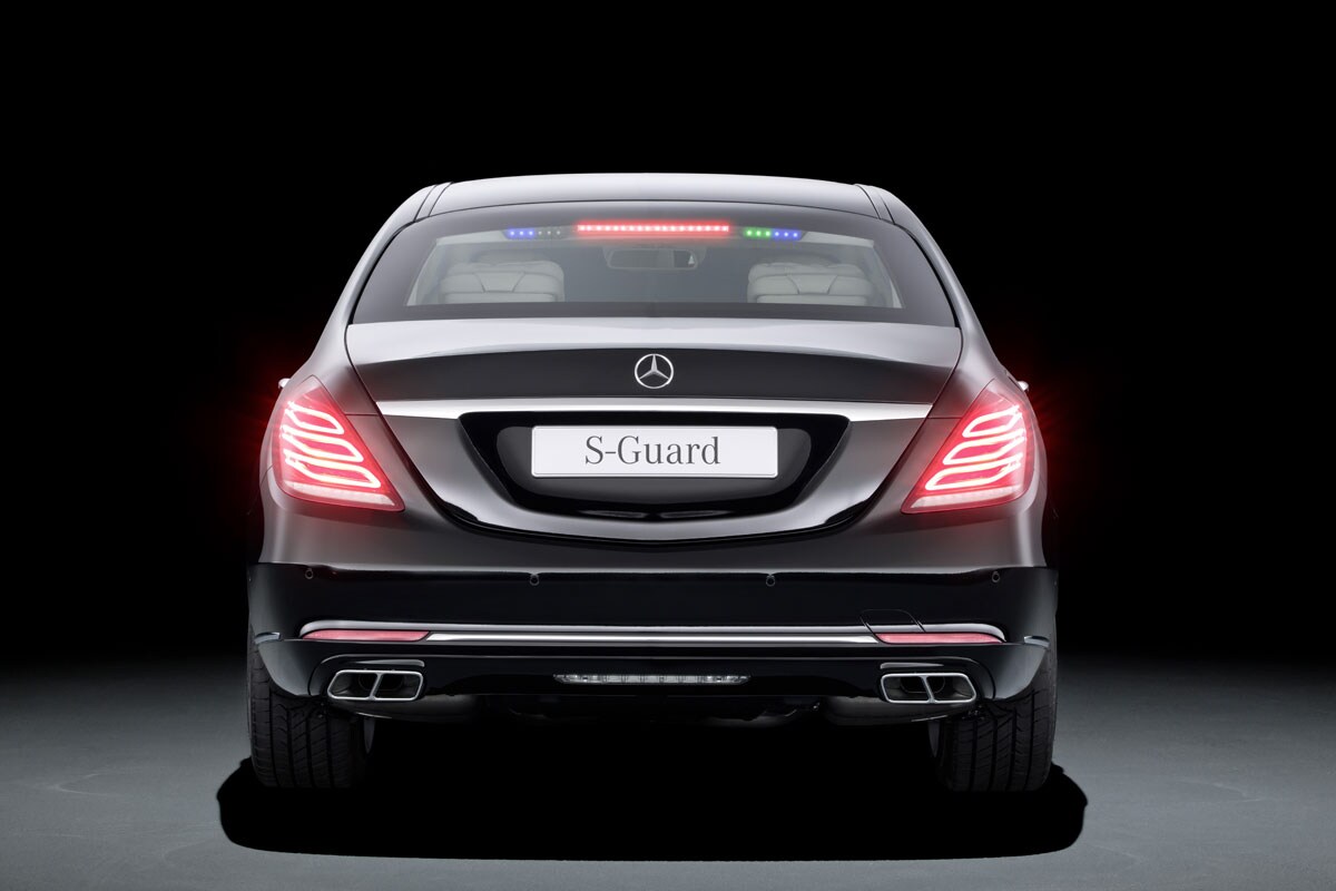 Kluizenaar: Mercedes S 600 Guard - AutoWeek