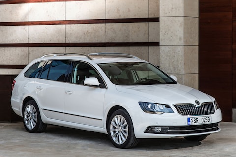 Skoda Superb Combi 2.0 TDI 170pk Laurin  Klement (2014)