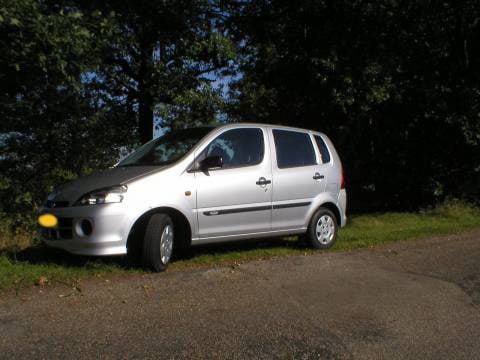 Daihatsu Young RV 1.0 12V RTi (2002)