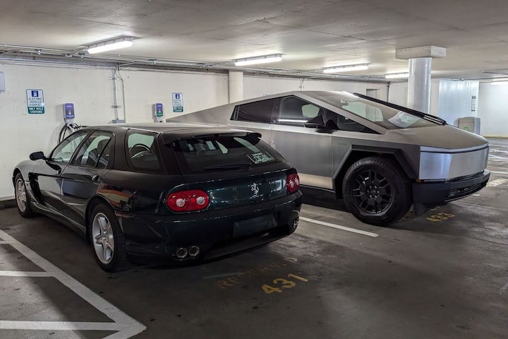 Monterey Car Week 2024 Straat spots Ferrari 456 Venice