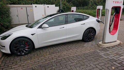 Tesla Model 3 Performance AWD