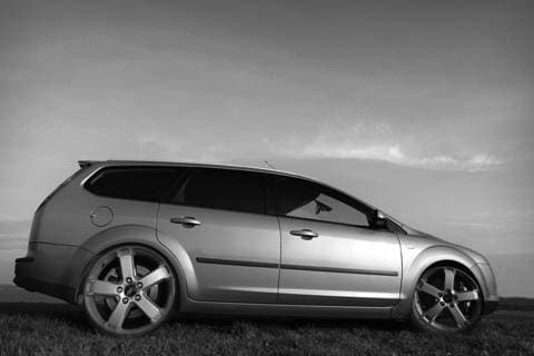 Ford Focus Wagon 2.0 16V Futura (2006)