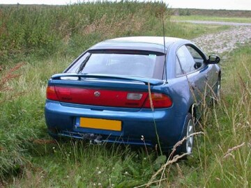 Mazda 323 F 1.8i GLX (1998)
