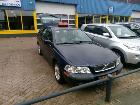 Volvo V40 1.8