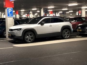 Mazda MX-30 EV 145 First Edition (2020)