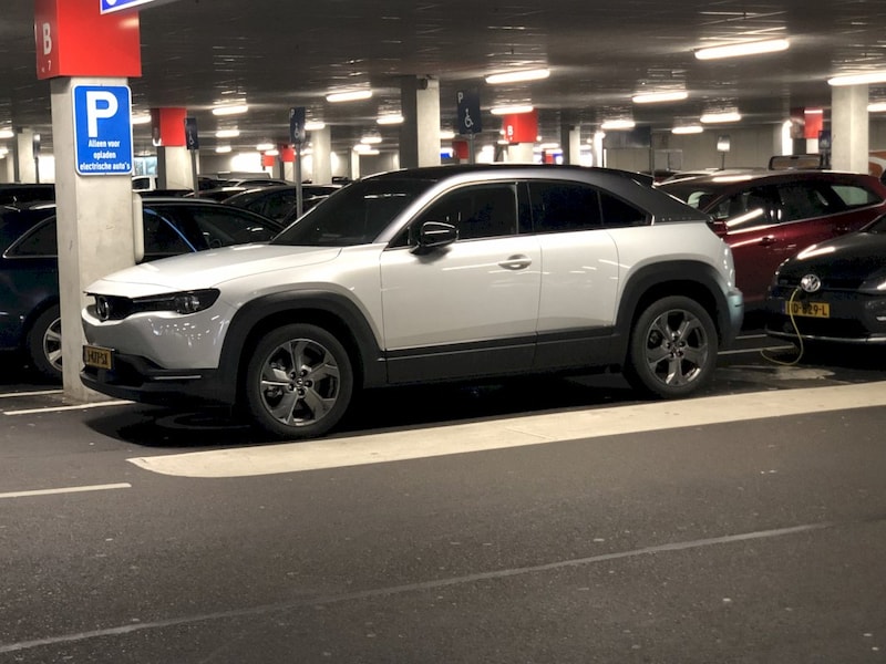 Mazda MX-30 EV 145 First Edition (2020)