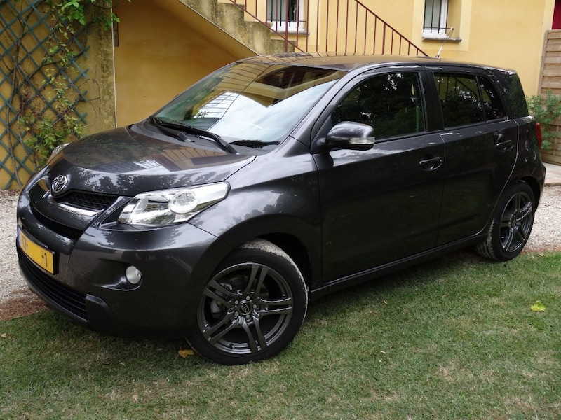 Toyota Urban Cruiser 1.3 VVT-i Dynamic (2010)