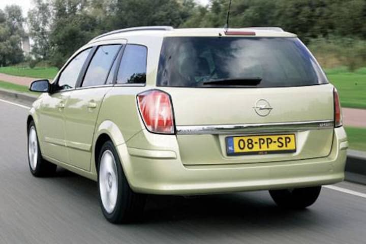 Opel Astra Stationwagon 1.9 CDTi 150pk Cosmo (2005)