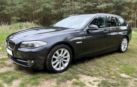 BMW 528i Touring High Executive (2010)