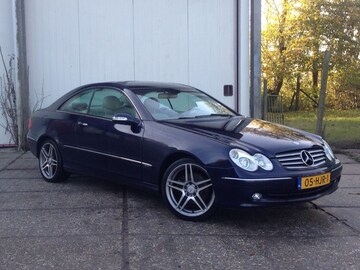 Mercedes-Benz CLK 240 Elegance (2002)