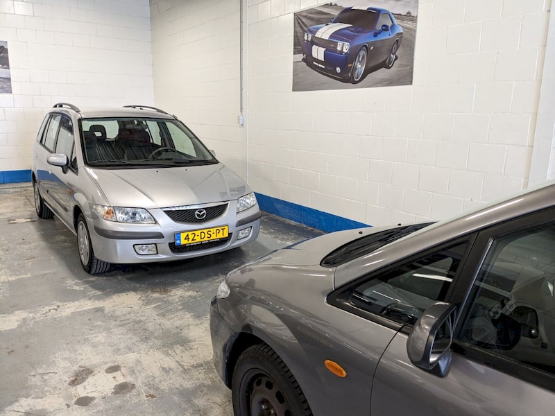 Mazda Premacy 1.8hp Exclusive (1999)