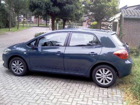 Toyota Auris 1.6 16v VVT-i Luna (2008)