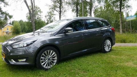 Ford Focus Wagon 1.0 EcoBoost 125pk Titanium Edition (2015)
