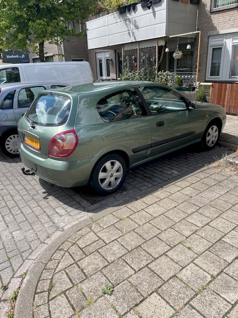 Nissan Almera 1.5 Visia