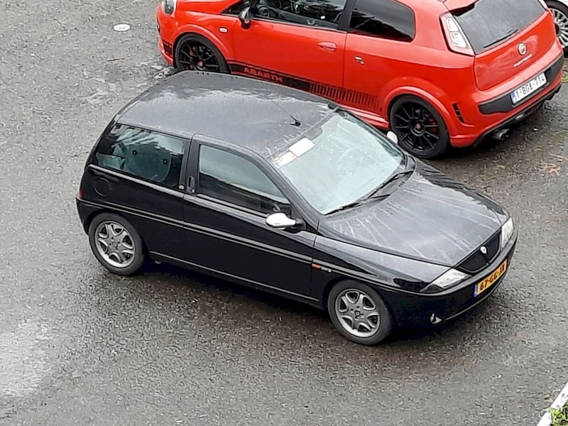 Lancia Ypsilon 1.2 16v elefantino rosso (2000)